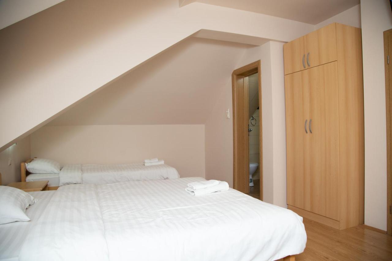 Ub Motel Imperija מראה חיצוני תמונה