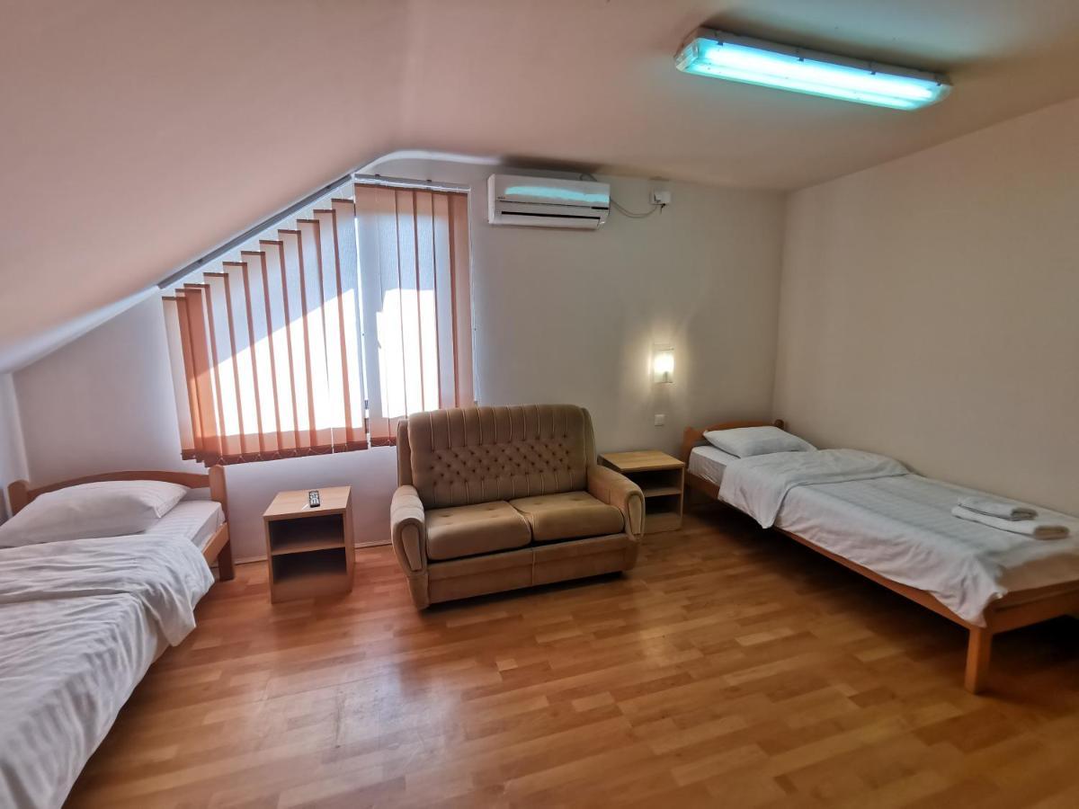 Ub Motel Imperija מראה חיצוני תמונה