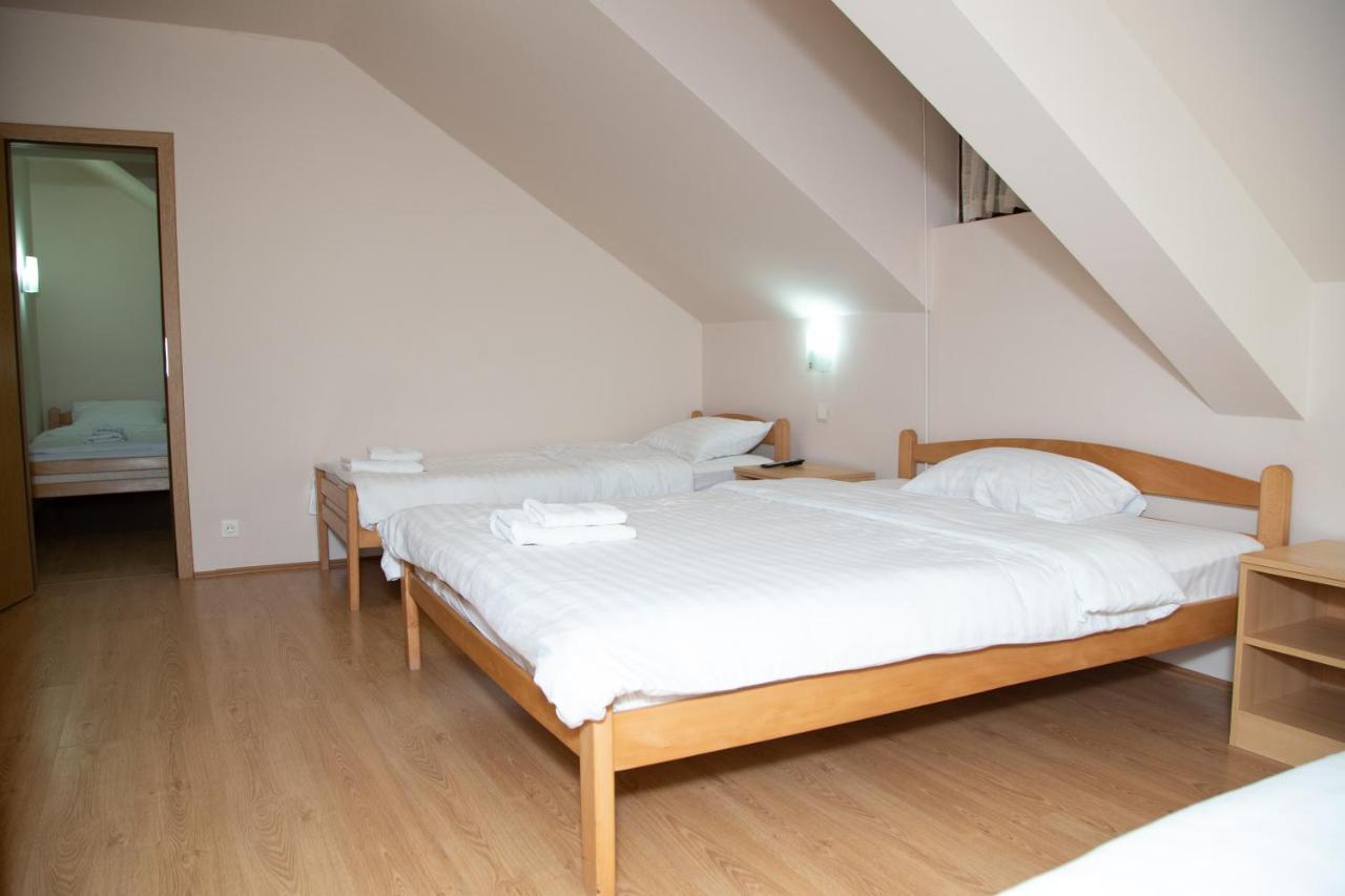 Ub Motel Imperija מראה חיצוני תמונה